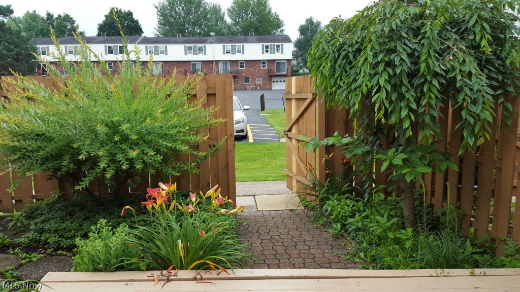 Huntington Park Condo - Residential Lease