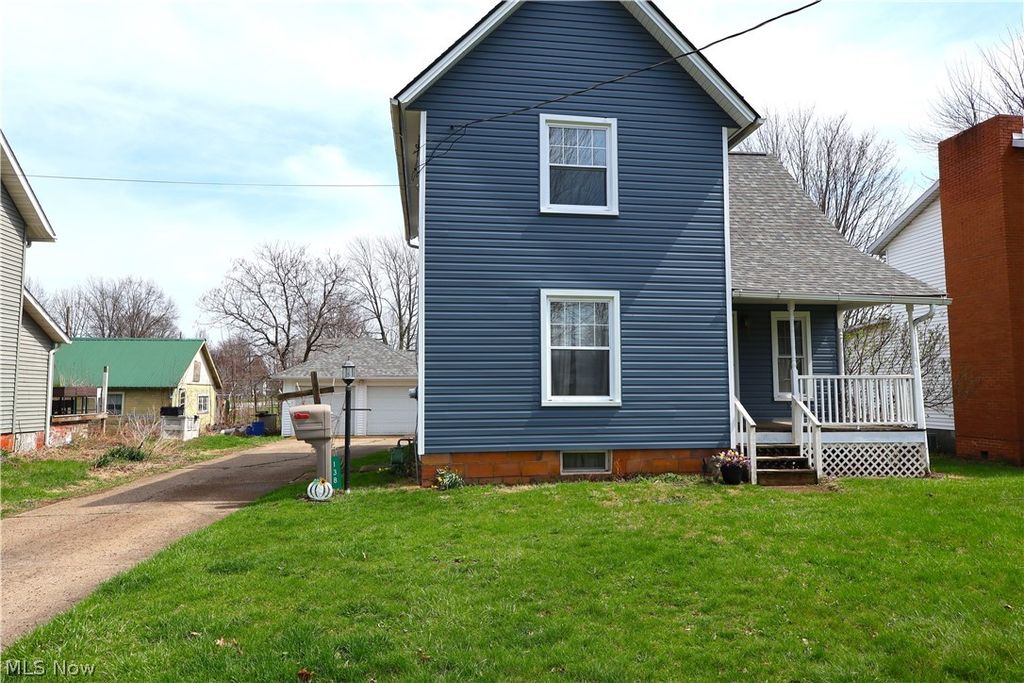 Photo of 138 Middle Street, Wellington, OH 44090 (MLS # 5198526)
