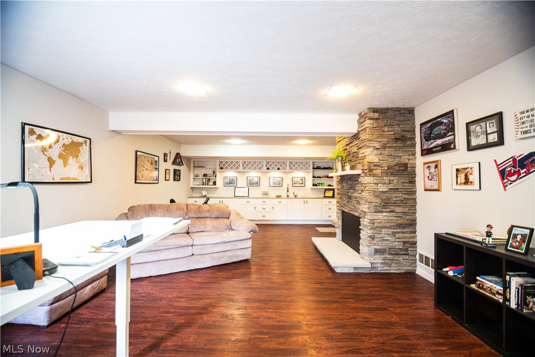 Lockwood Ridge Condo Prcl 2 - Residential