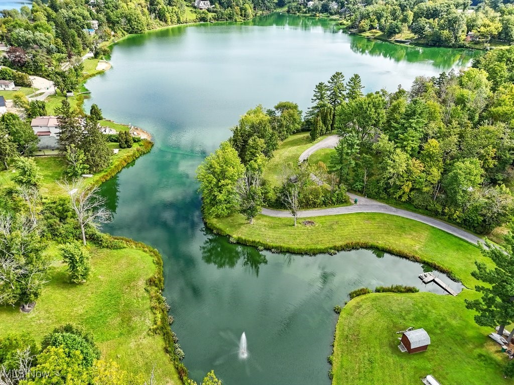 Burton, Ohio 44021, United States, 3 Bedrooms Bedrooms, ,2 BathroomsBathrooms,Residential,Active,240060