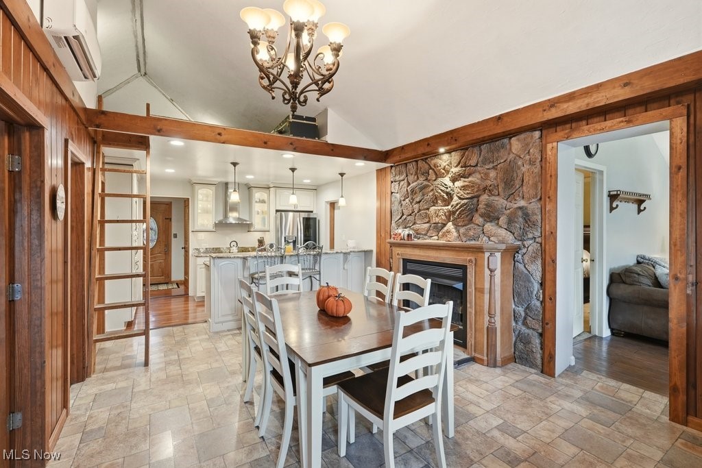 Burton, Ohio 44021, United States, 3 Bedrooms Bedrooms, ,2 BathroomsBathrooms,Residential,Active,240060