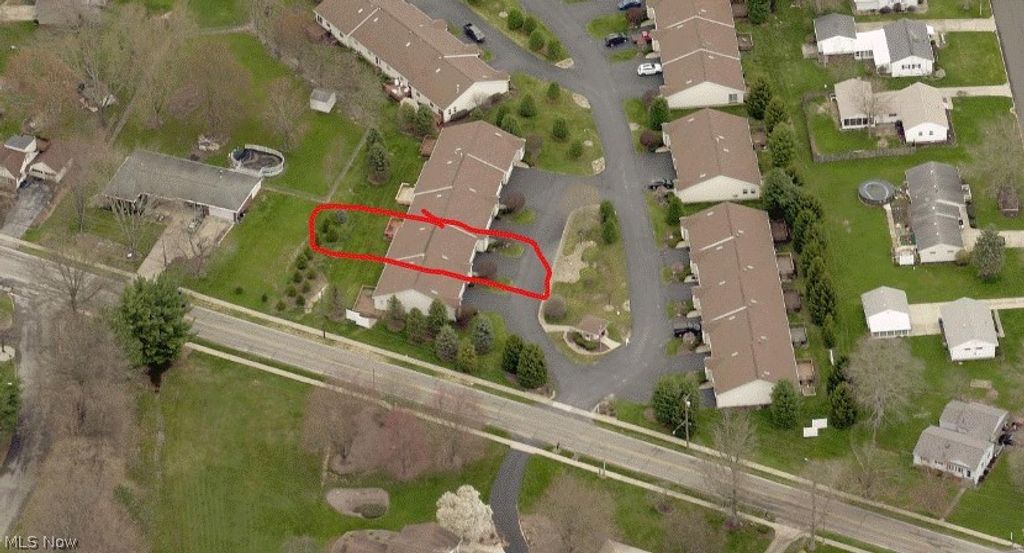 Photo of 148 Woodland Trce, Cortland, OH 44410 (MLS # 5198483)