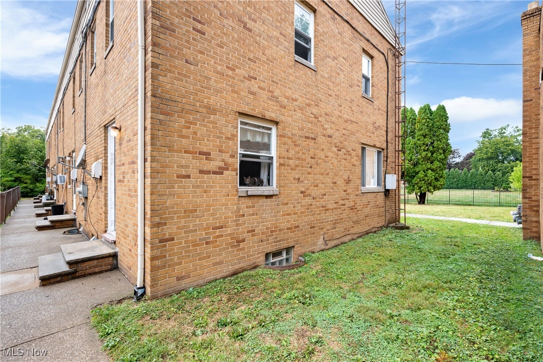 Canton City - Commercial Sale