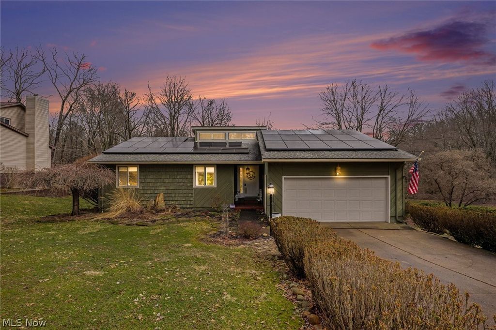 Photo of 1511 Homestead Drive, East Liverpool, OH 43920 (MLS # 5191652)