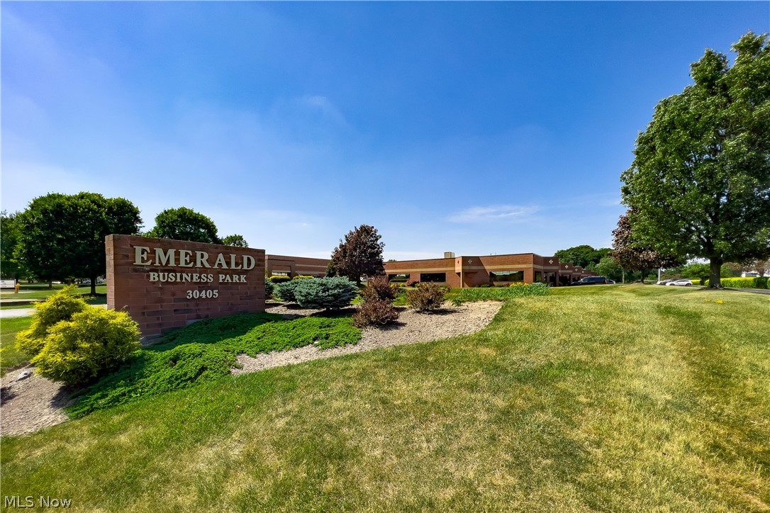 Solon Road Condo - Commercial Sale