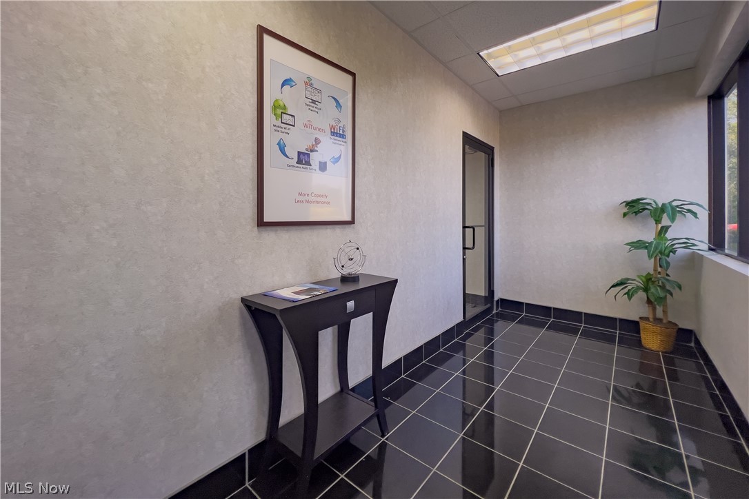 Solon Road Condo - Commercial Sale