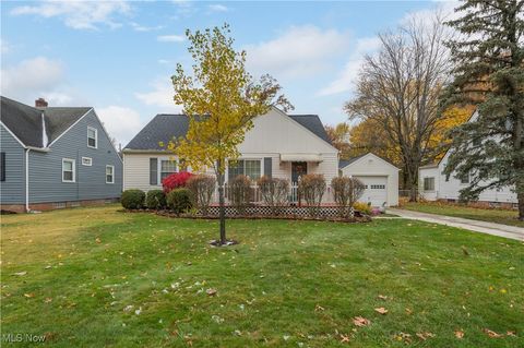 4210 W 217th Street, Fairview Park, OH 44126 - #: 5170351