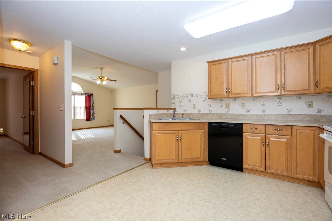 3337 Bayberry Cove