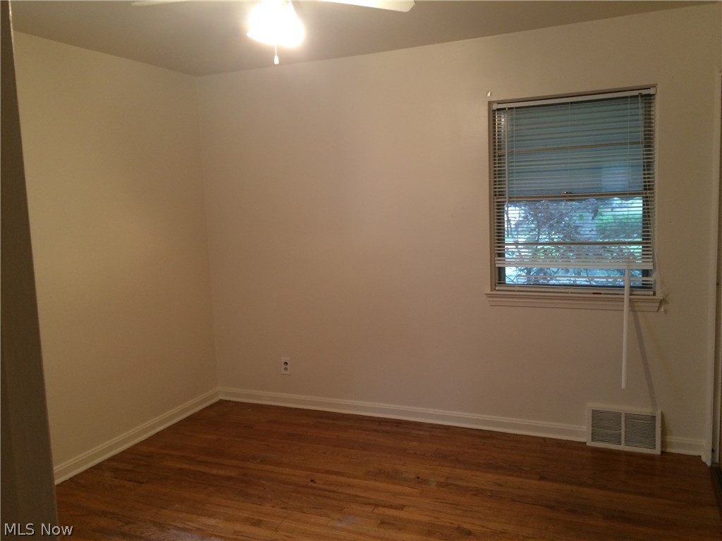 Maple Heights 02 - Residential Lease