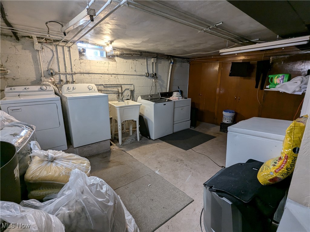 Shaker Heights, Ohio 44122, United States, 3 Bedrooms Bedrooms, ,2 BathroomsBathrooms,Residential,Active,17802