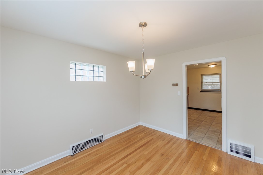 Manor Realty Cos Riverside-Mn - Residential