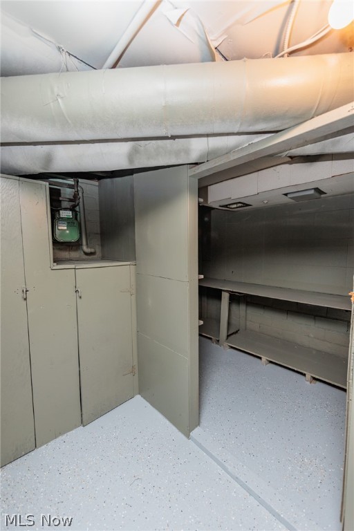 Manor Realty Cos Riverside-Mn - Residential