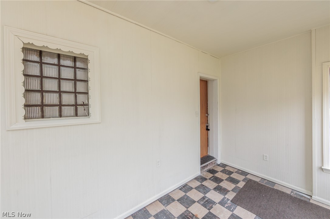 Manor Realty Cos Riverside-Mn - Residential