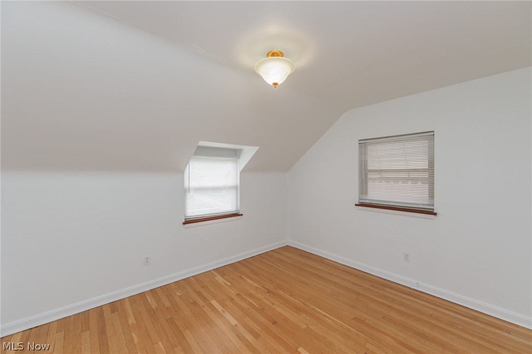 Manor Realty Cos Riverside-Mn - Residential