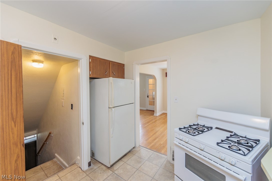 Manor Realty Cos Riverside-Mn - Residential