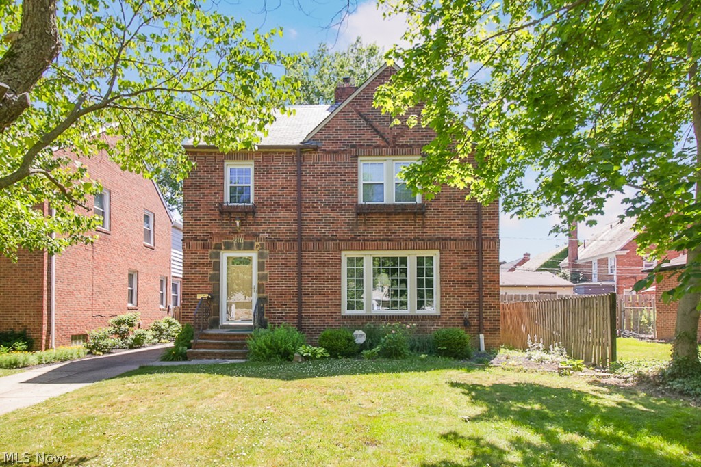 Photo 1 of 29 — 2411 Dysart Road, University Heights, OH 44118