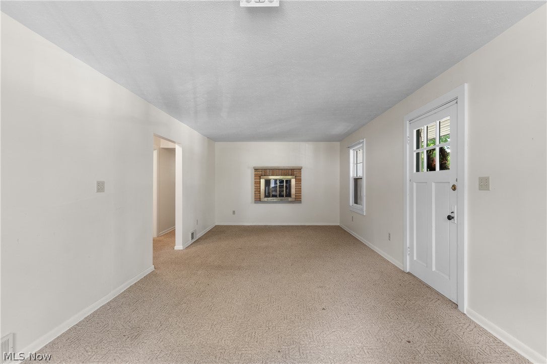 353 Southeast Avenue