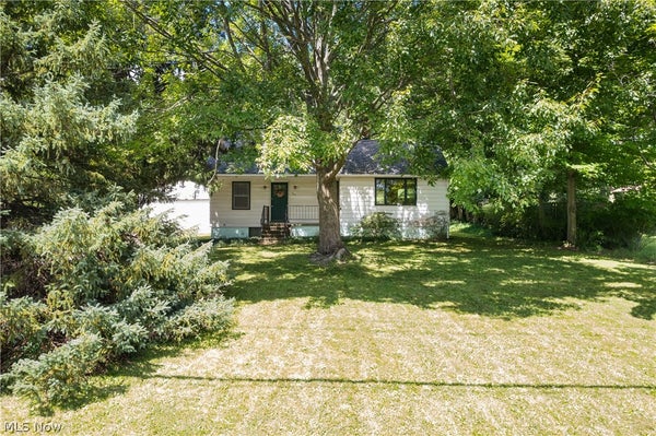 353 SOUTHEAST AVE, TALLMADGE, OH 44278 - Image 6df5cf751f32e90fb1b166e811237012/2858236663