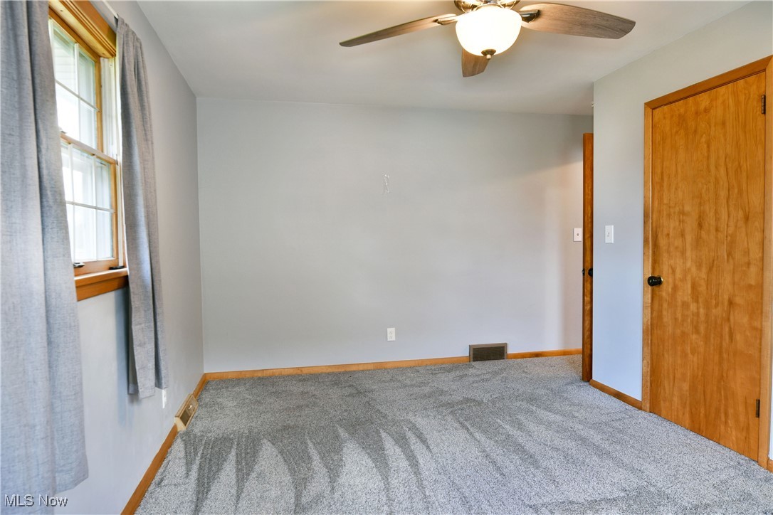 5245 Calla Avenue, Warren, Ohio image 19