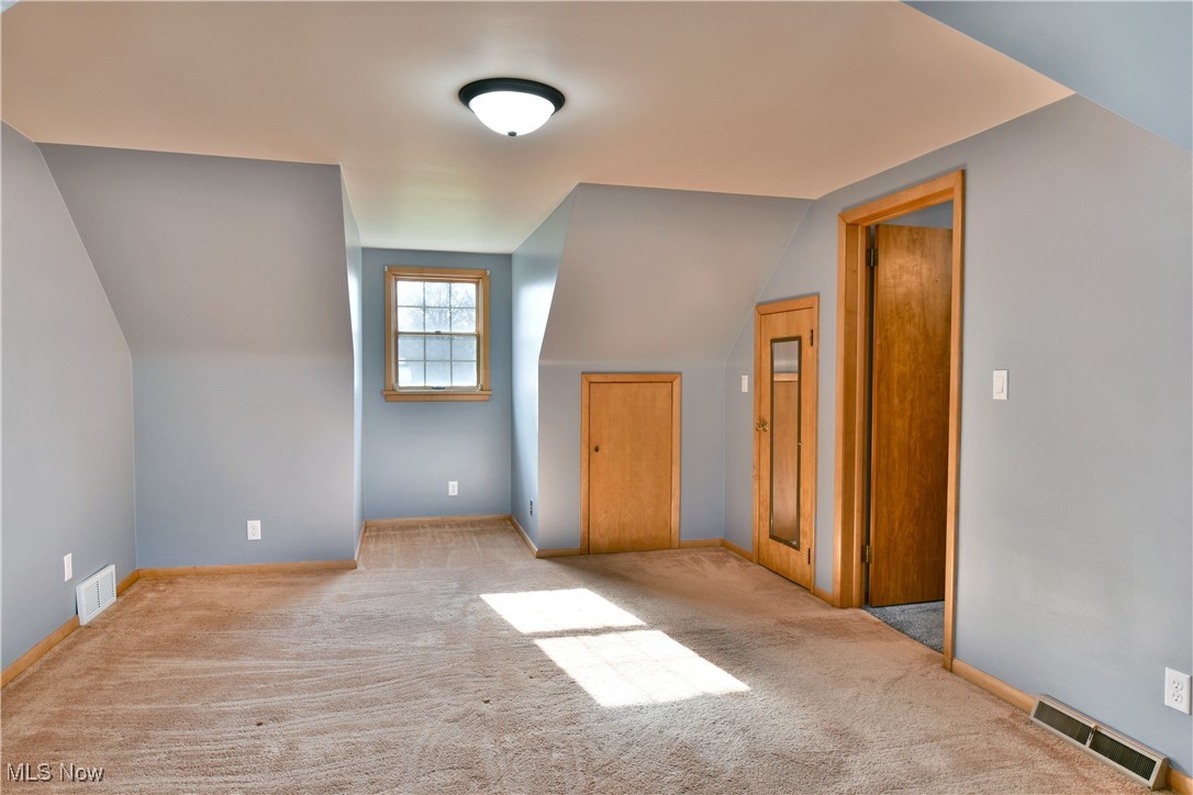 5245 Calla Avenue, Warren, Ohio image 33