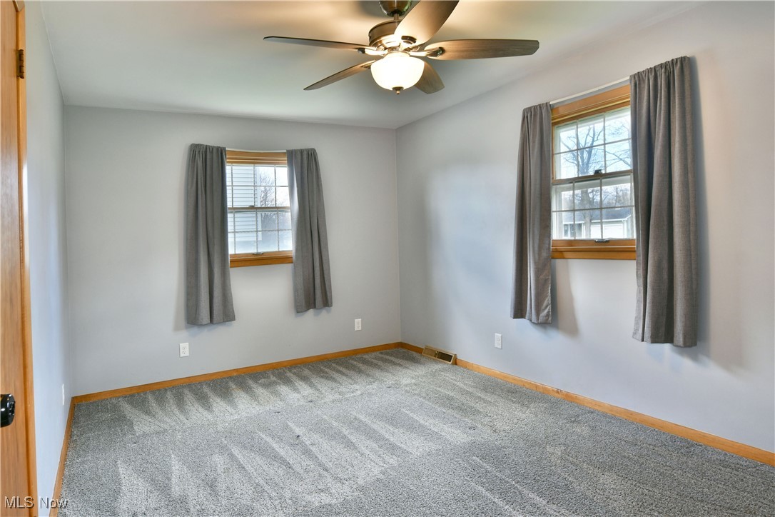 5245 Calla Avenue, Warren, Ohio image 17