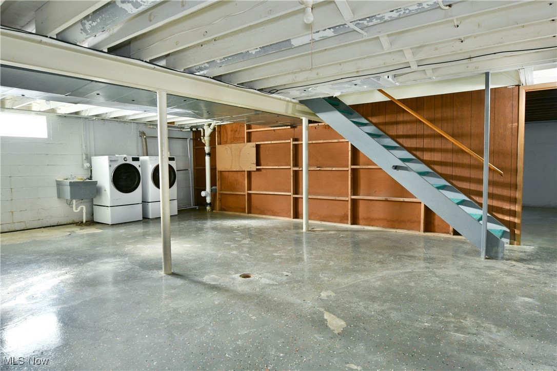 5245 Calla Avenue, Warren, Ohio image 42
