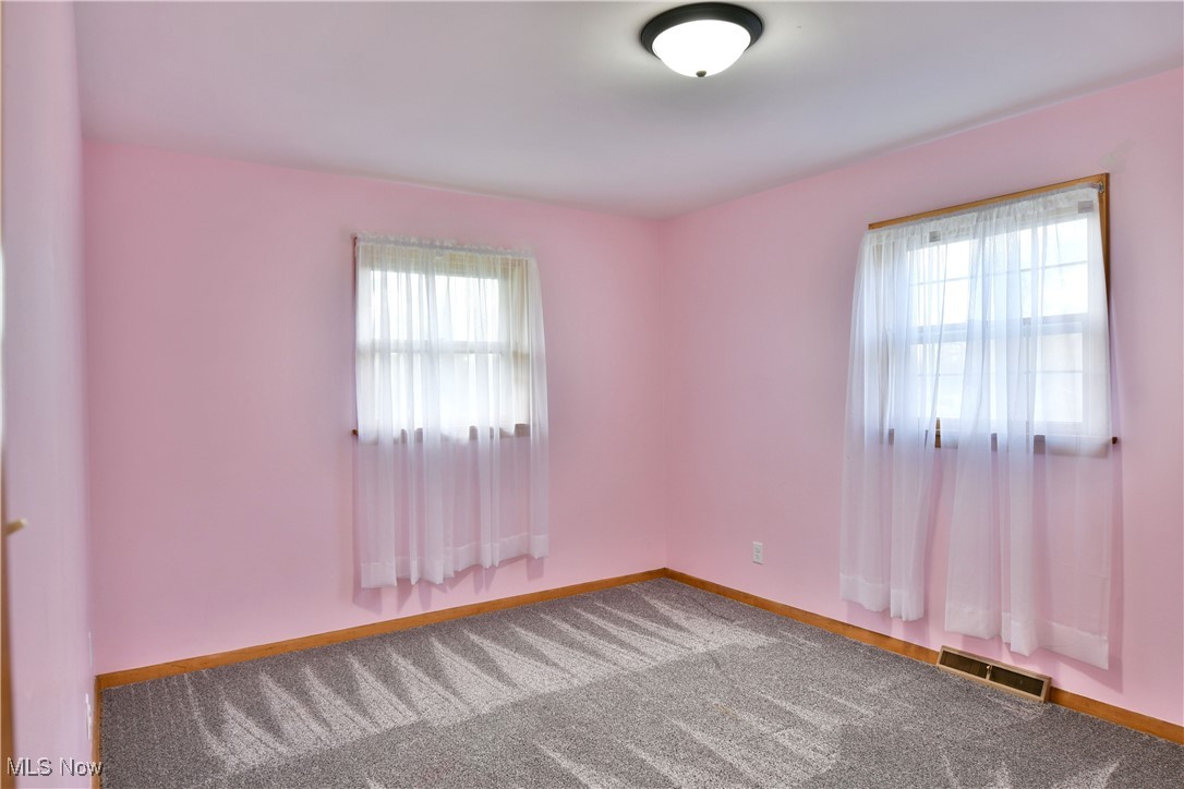5245 Calla Avenue, Warren, Ohio image 26