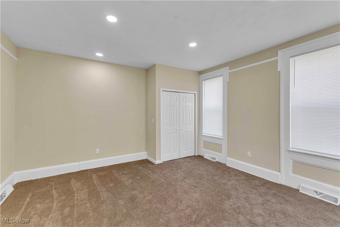 Hillcrest - Residential Income