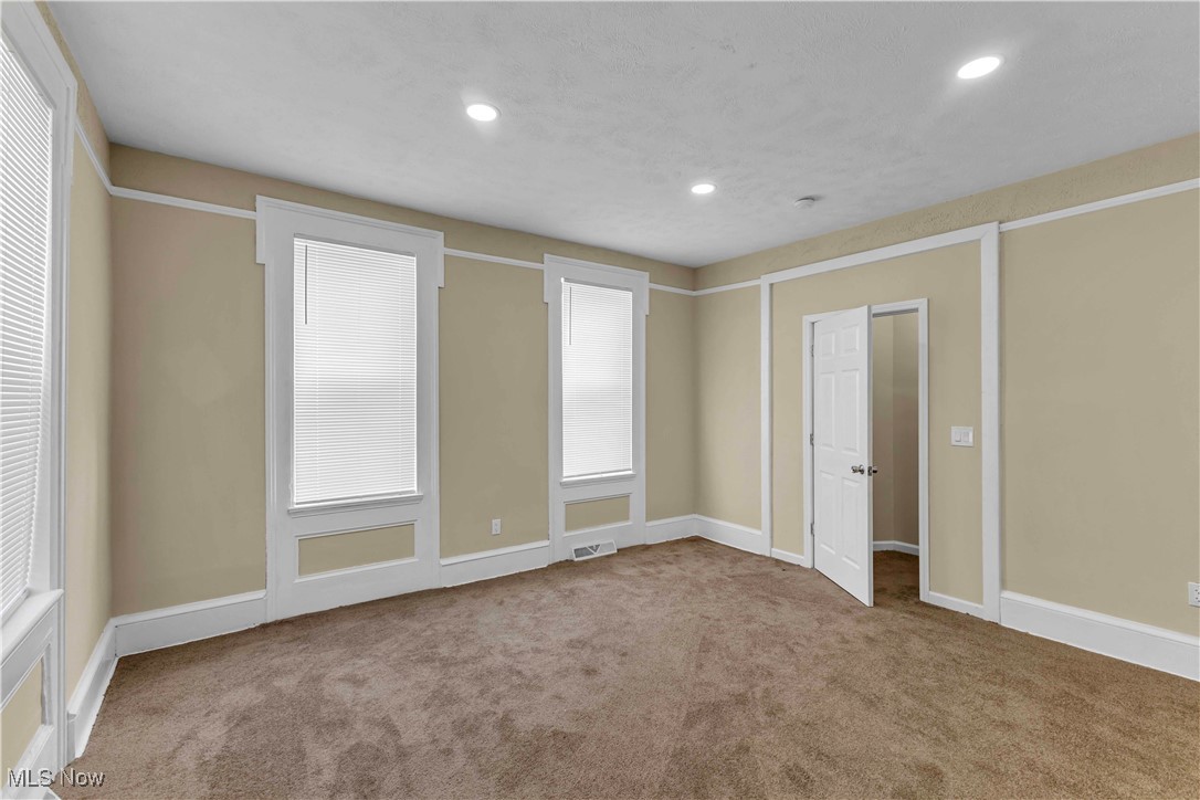 Hillcrest - Residential Income