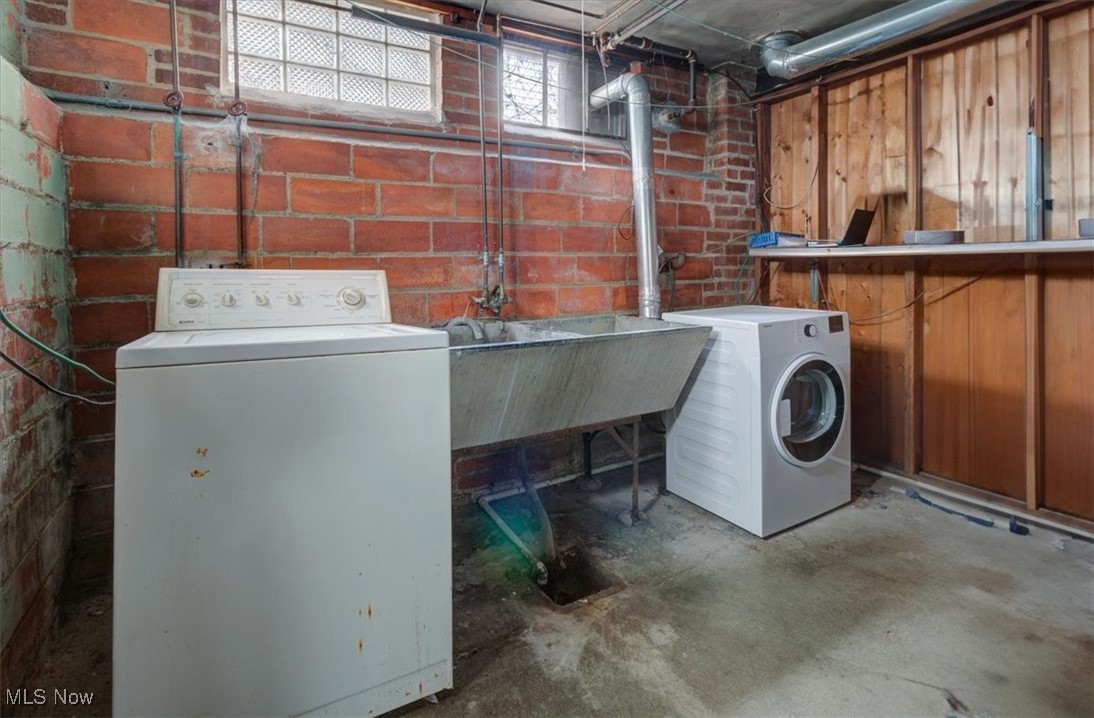 7719 Ackley Road, Parma, Ohio image 31
