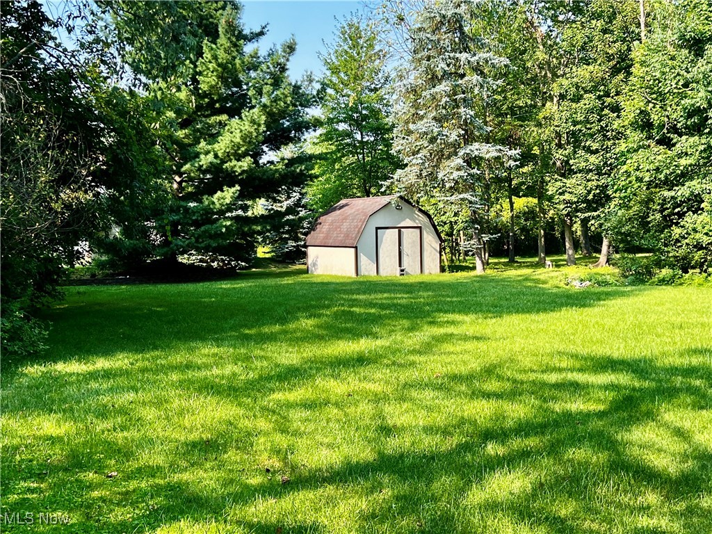 Strongsville, Ohio 44136, United States, 4 Bedrooms Bedrooms, ,3 BathroomsBathrooms,Residential,Contingent,185873