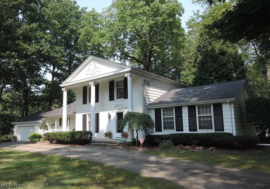 Liberty's finest! Stately and elegant custom built and professionally decorated four bedroom, 3½ bath home on a double lot! 1.3 Acres. Gorgeous family room with vaulted ceiling, wet bar, and fireplace. Features a first floor master suite, marble foyer, formal dining and living rooms with crown molding, kitchen with all appliances, first floor laundry, and lower level rec. room. This stunning home is immaculate.