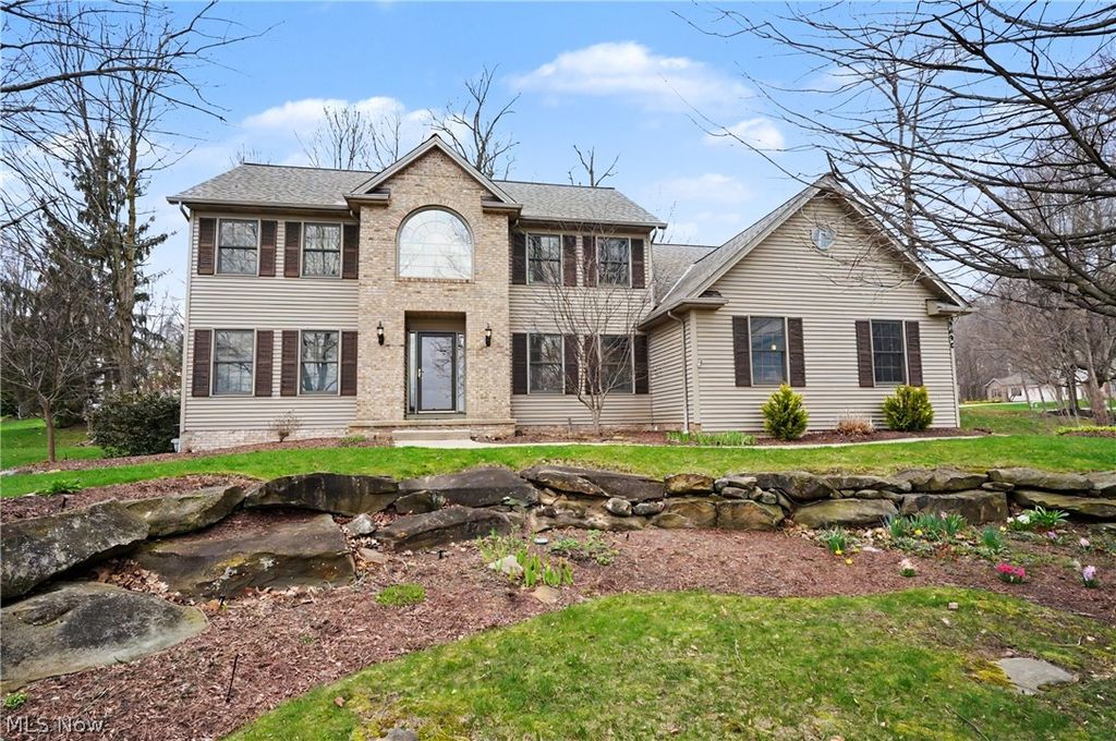 Photo of 9498 Andrew Drive, Twinsburg, OH 44087 (MLS # 5197928)