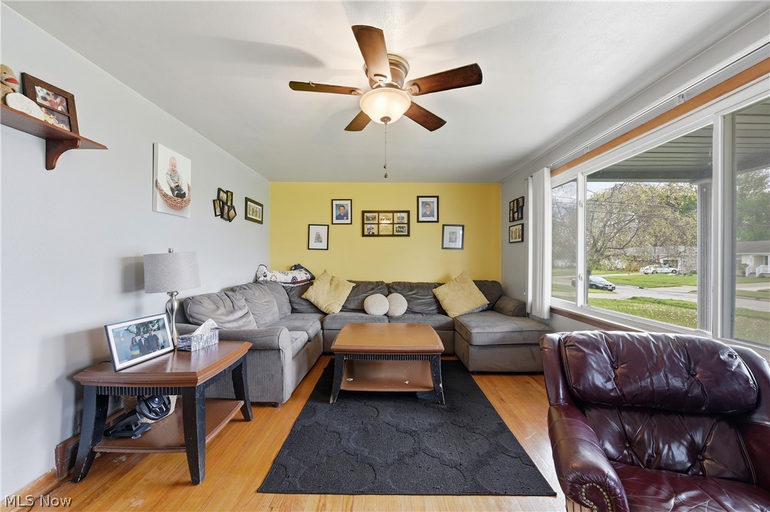 Sunny Acres 03 - Residential