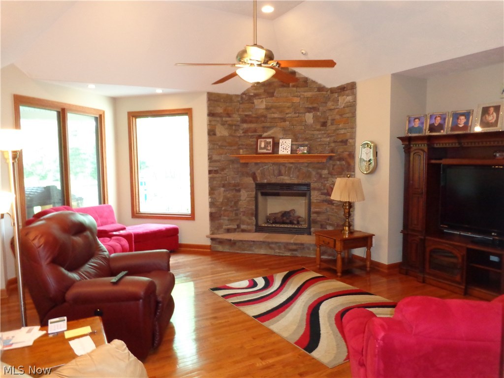 Wooded View Estates Ph 3 - Residential