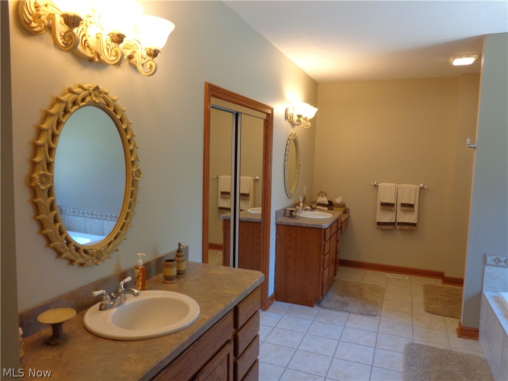 Wooded View Estates Ph 3 - Residential