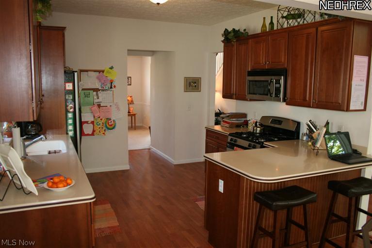 Red Tail - Residential