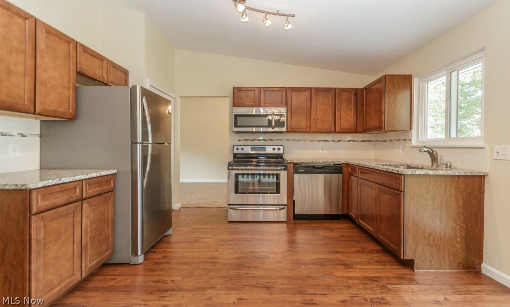 Lakeway 01 - Residential