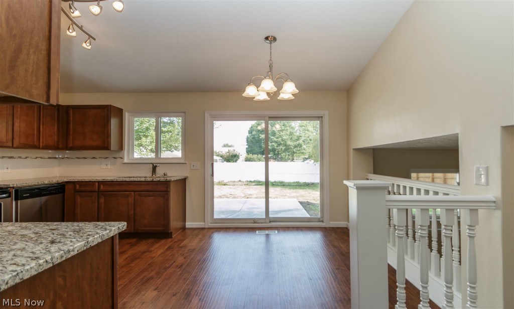 Lakeway 01 - Residential