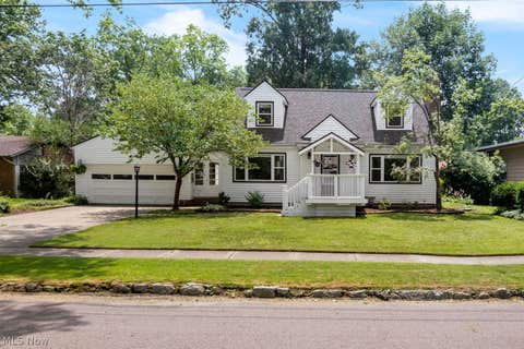 Photo for 1198 Greenvale Avenue