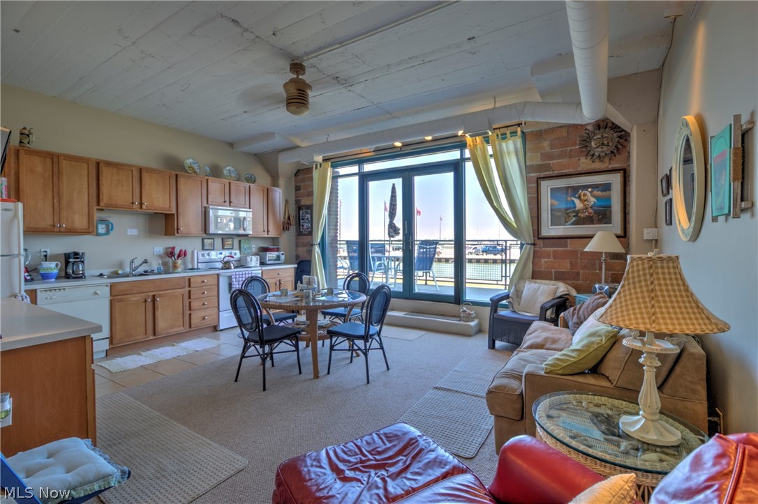 Chesapeake Lofts - Residential