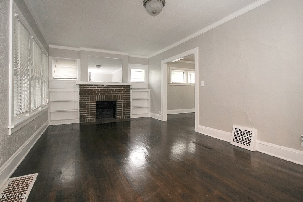 1462 Parkhill Road, Cleveland Heights, Ohio image 2