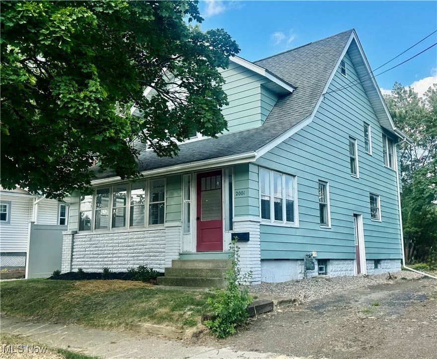 One look and you’ll love this adorable Colonial with neutral decor, a relaxing screened-in front porch, and so many updates. Renovated Kitchen with new cabinetry, granite counters and new LVT flooring. Wonderful living room with beautiful newly refinished hardwood floor, built-in shelving and decorative fireplace.  Dining room also features lovely refinished hardwood floor and built-ins.  On the second floor, an updated full bath, spacious bedrooms with ample closets and new carpet, and a fantastic sun room overlooking the backyard and patio. All in 2025: New Furnace, New Electrical Panel, new PEX plumbing, New Hot Water tank, New glass block in basement, freshly painted interior and exterior. First floor laundry room. Kitchen appliance allowance offered with acceptable offer. Purchase of this home requires participation in the Welcome Home Ohio program, which requires owner occupancy. More information in supplements. Schedule your private tour today! Home Sweet Home!