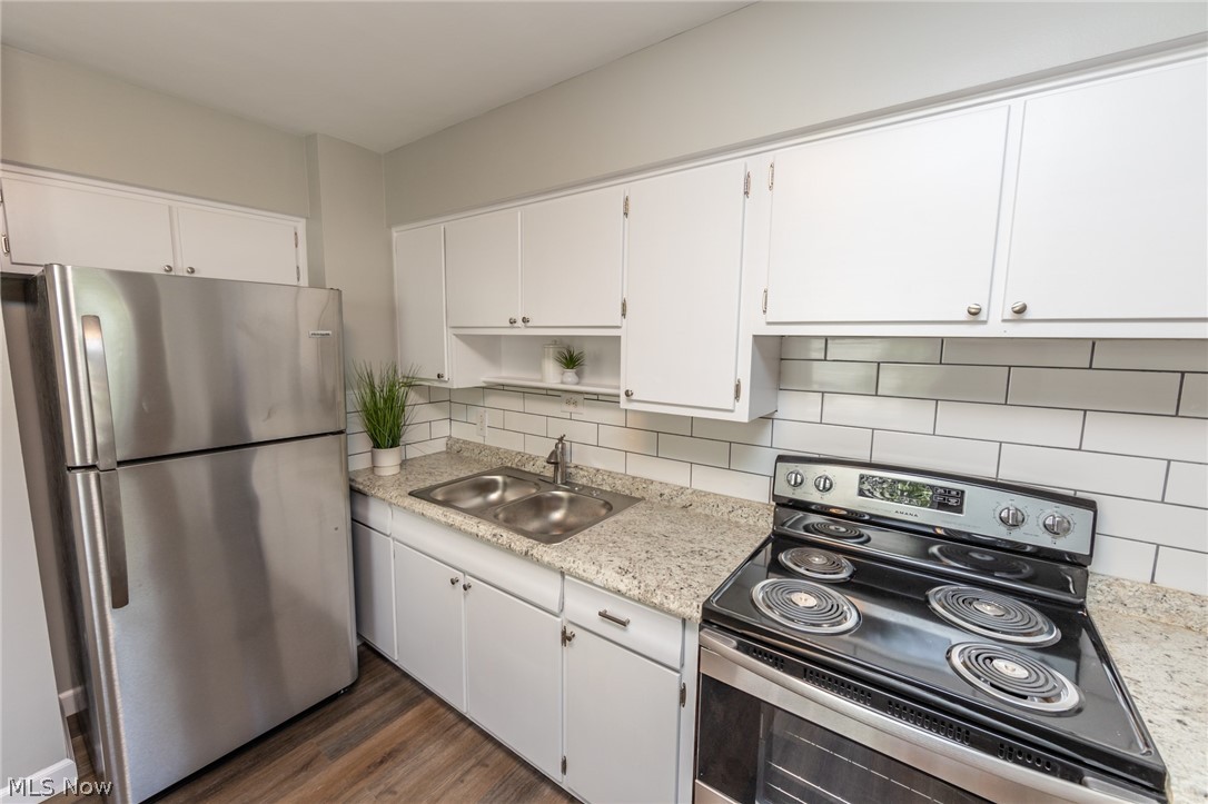 Lynn Acres - Residential