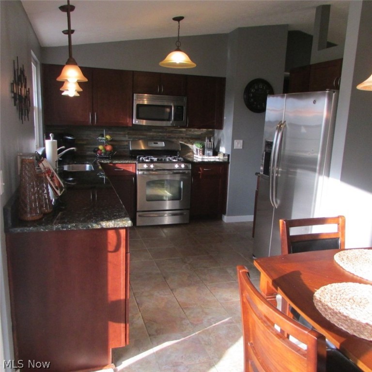 Farmbrook - Residential