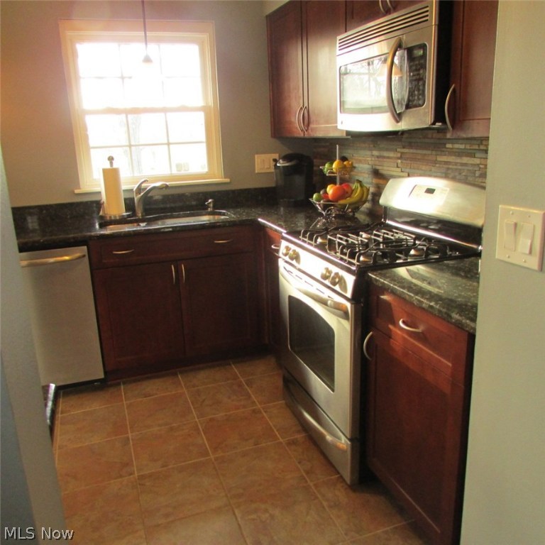 Farmbrook - Residential