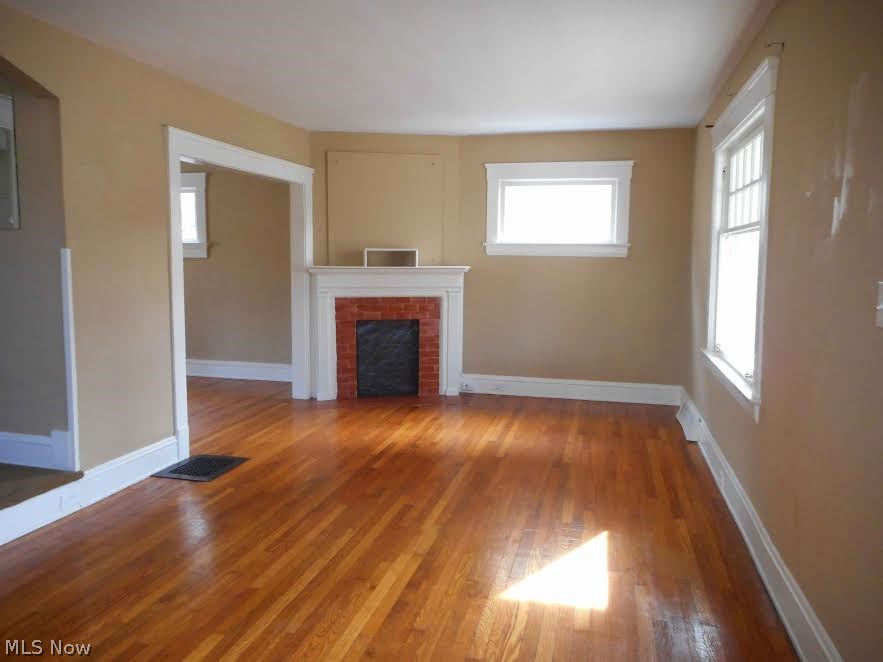 Mathews & Gilbert 02 - Residential Lease