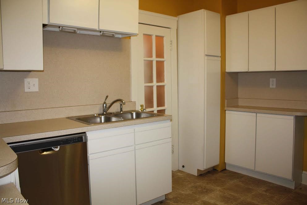 Mathews & Gilbert 02 - Residential Lease