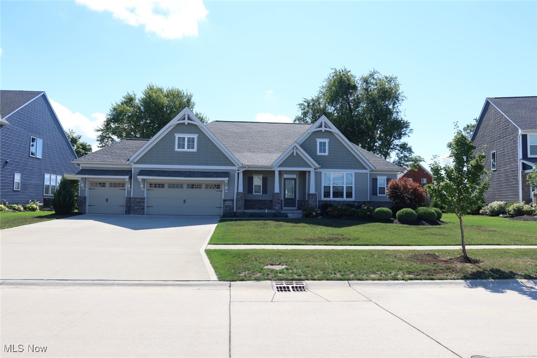 36859 Amalfi Road, North Ridgeville, Ohio image 1