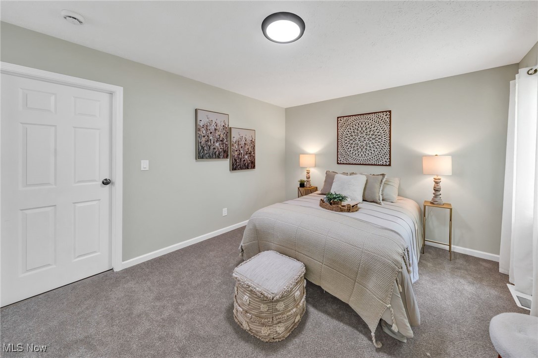 4950 Meadow Moss Lane, North Ridgeville, Ohio image 27